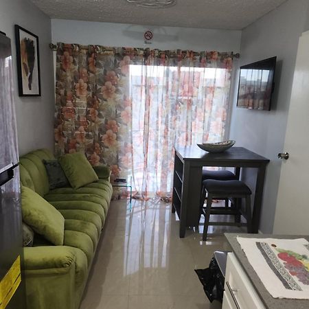 Appartamento Comfy And Cozy Kingston Esterno foto